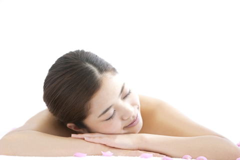 花粉症対策。いつまで続く花粉飛散。精油のしずくお香で安眠