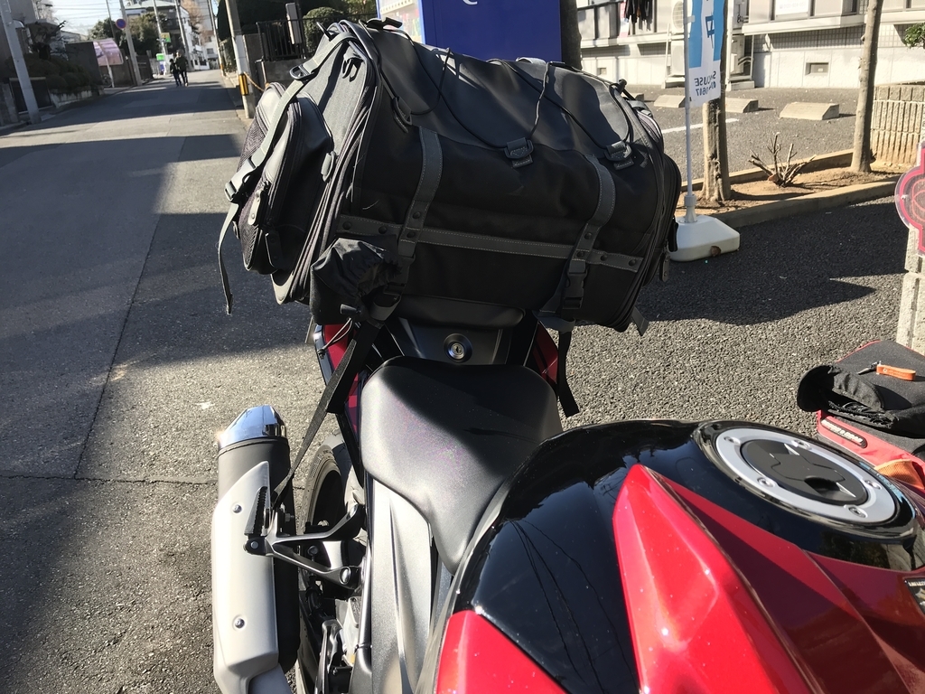 GSX-S750の積載アップ！ TANAX キャンピングシートバッグ2を装着 - GSX