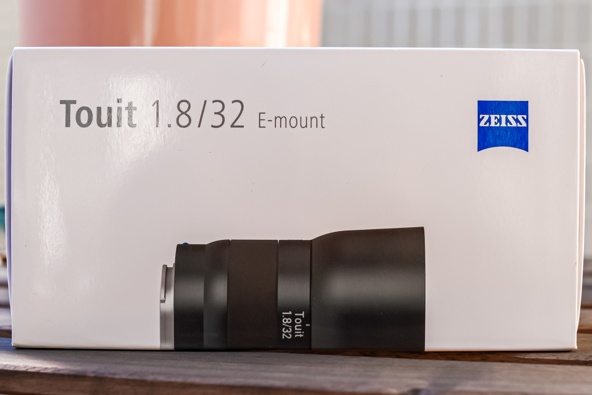 Touit 32mm F1.8 購入レビュー Carl Zeissというレンズの魔物 - オトと