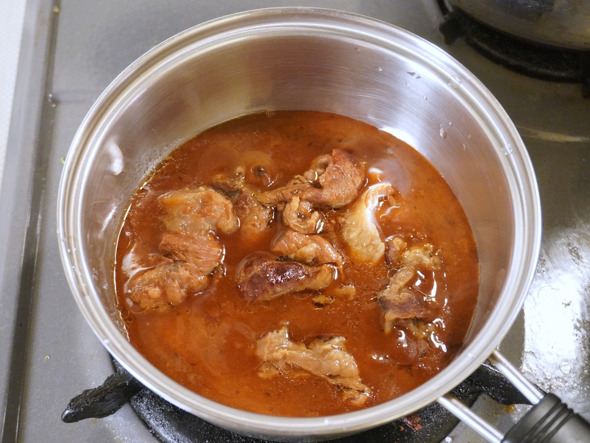 牛すじを1kg煮て5日間楽しみ尽くした記録 基本の牛すじ煮からカレー チャーハンまで オトコ中村 メシ通 ホットペッパーグルメ