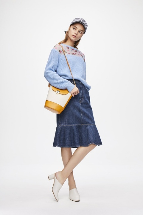 流行に左右されず年齢のメリットを生かしたコーデをする 歳を隠すのをやめました