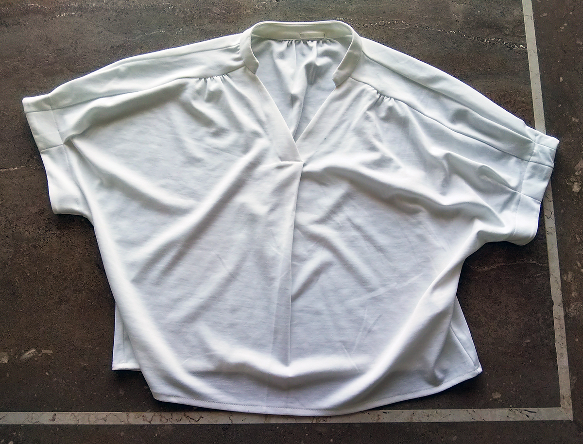 サイズが大きめで突飛なデザイン