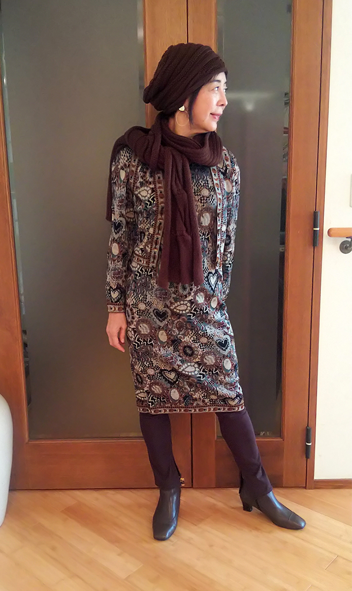 レギンス&ショートブーツとコーデ