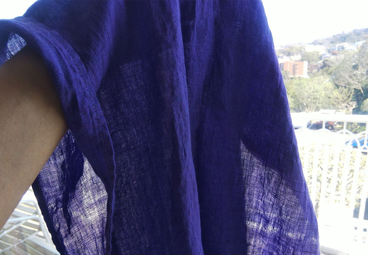 光に透かしたところ