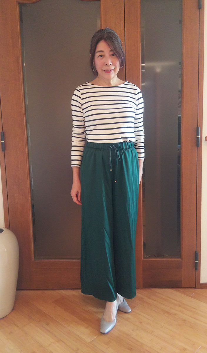 ドローストリング・とろみワイドパンツ