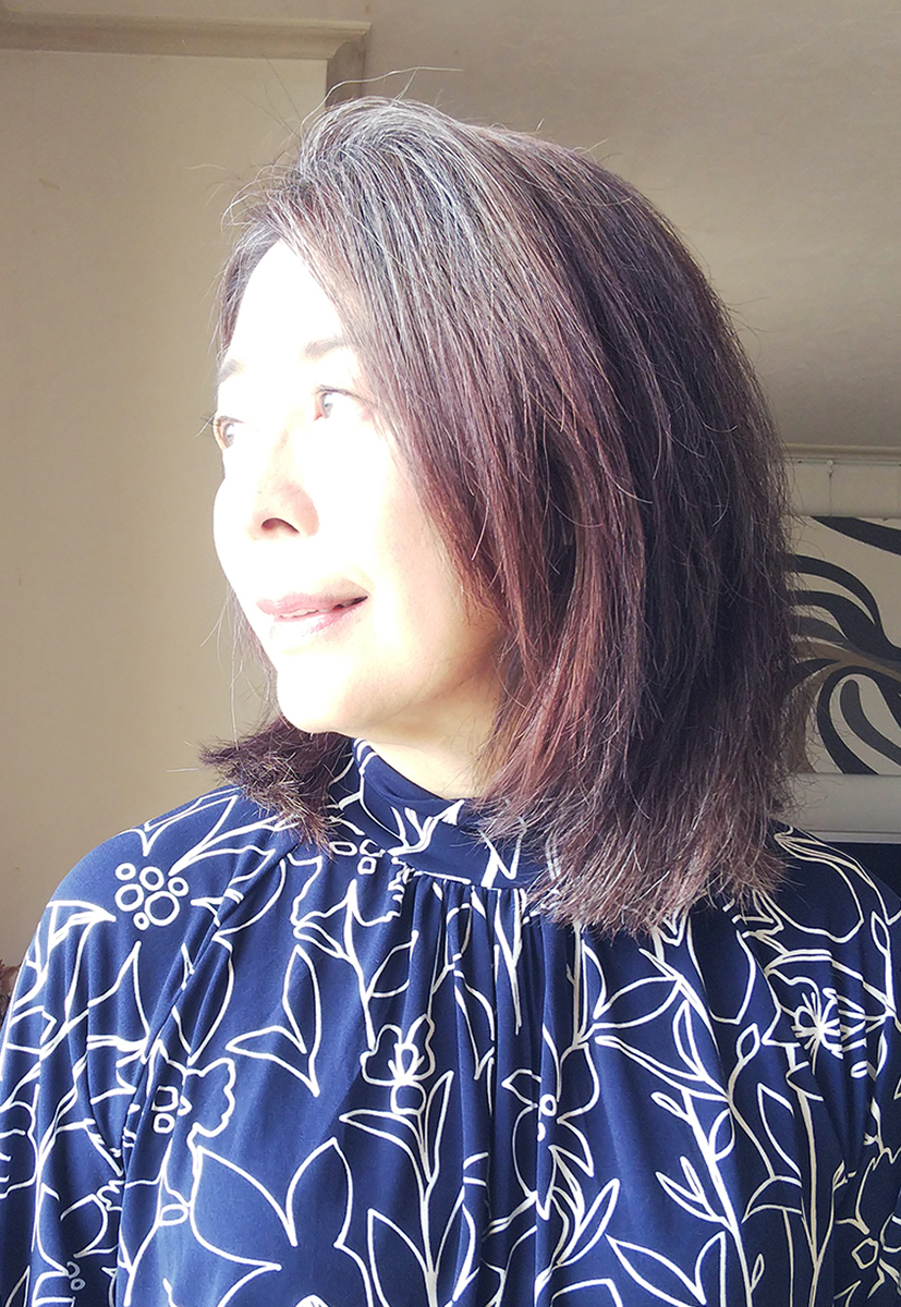 グレイヘア移行中の髪