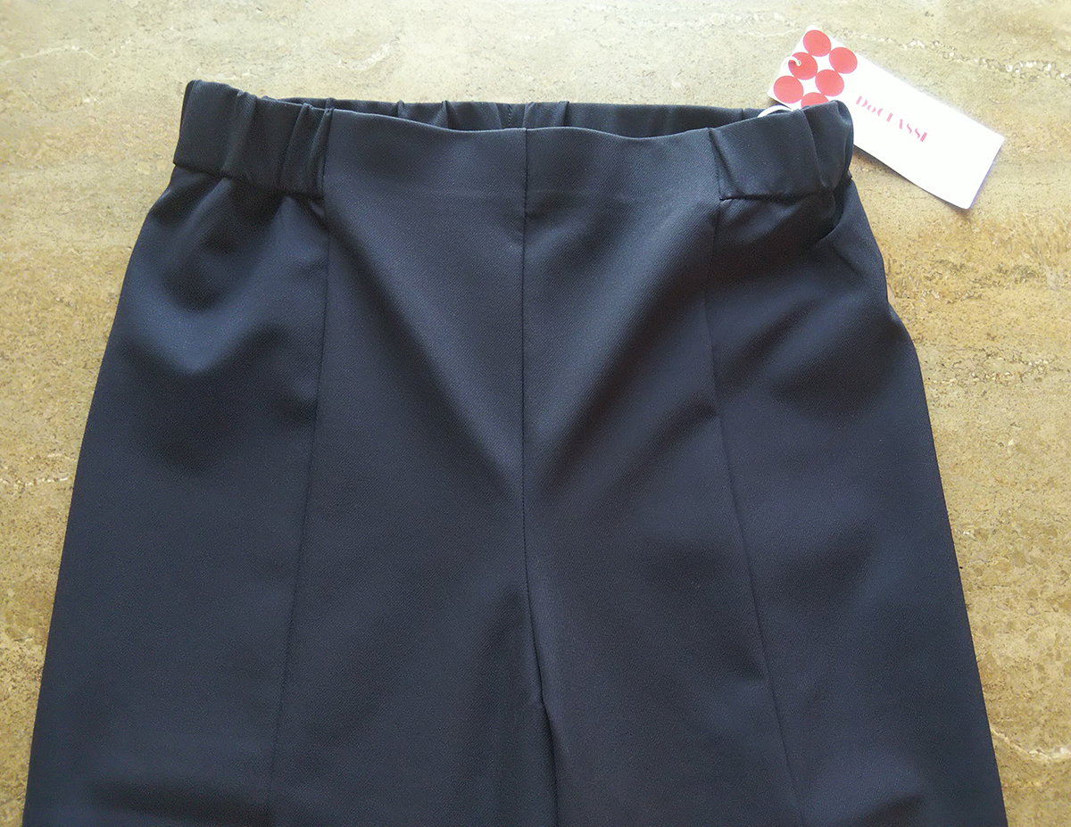 スリット・スティックパンツ