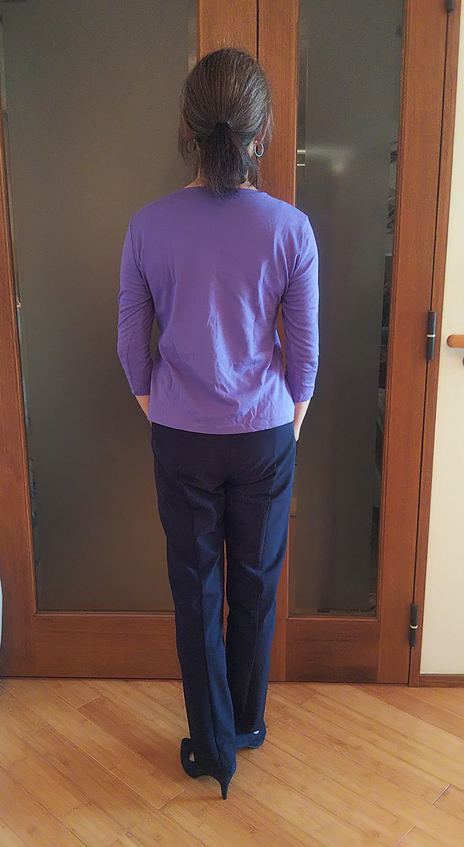 後ろから見た感じ