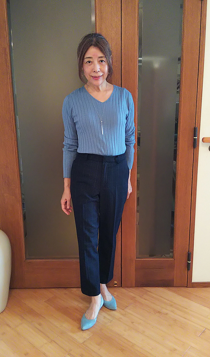 ニットをウエストイン