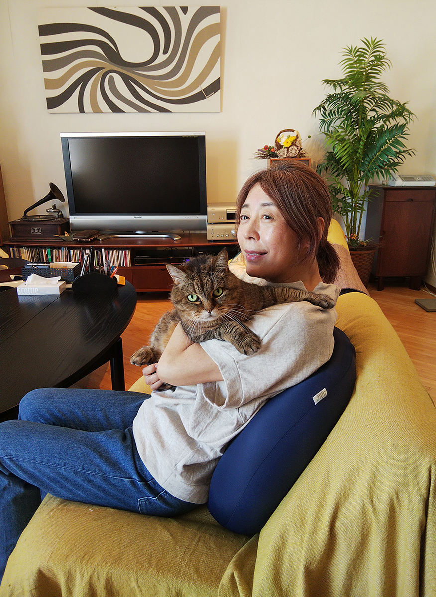 MOGU BODYJOYのネイビー