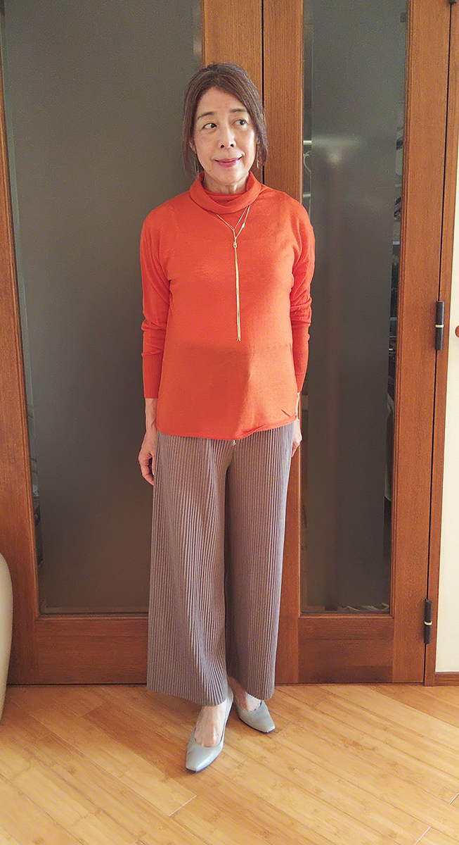 イージーリブパンツとのコーデ