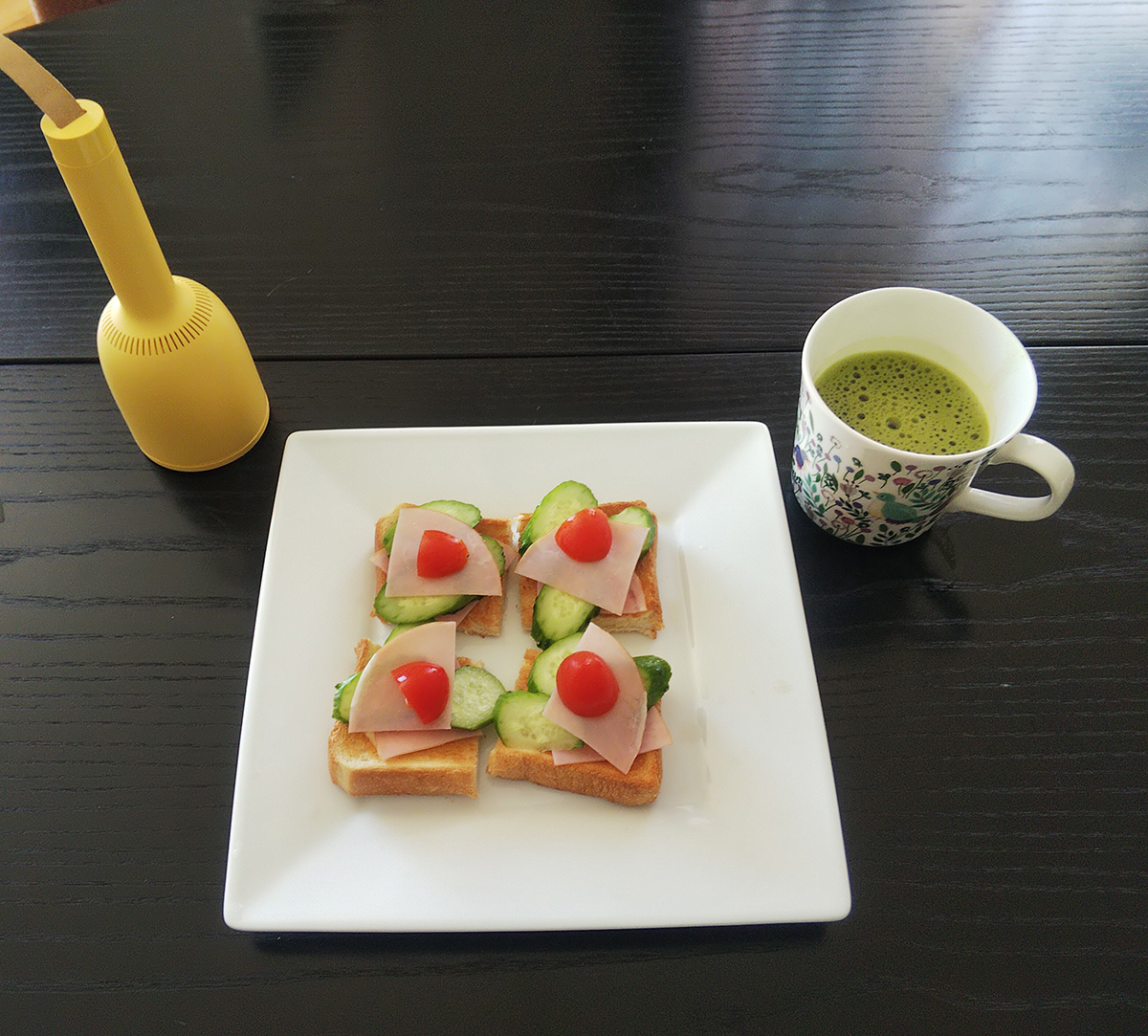 朝食のトースト