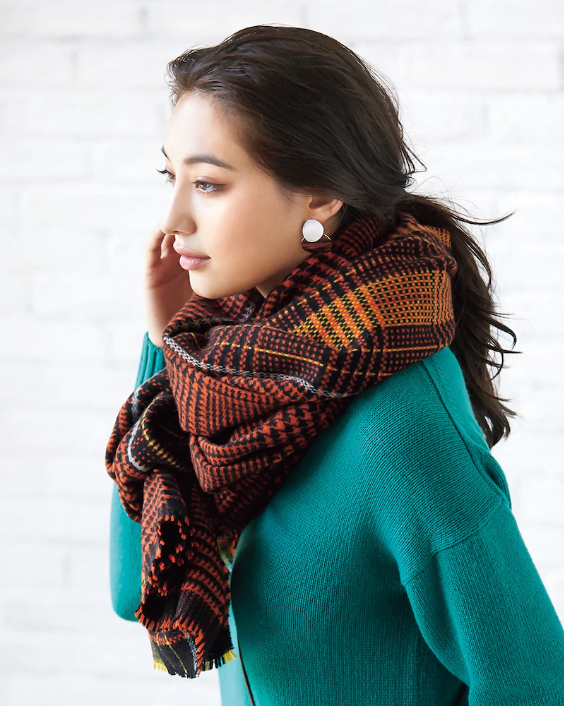 イタリア製・チェックウール大判ストール