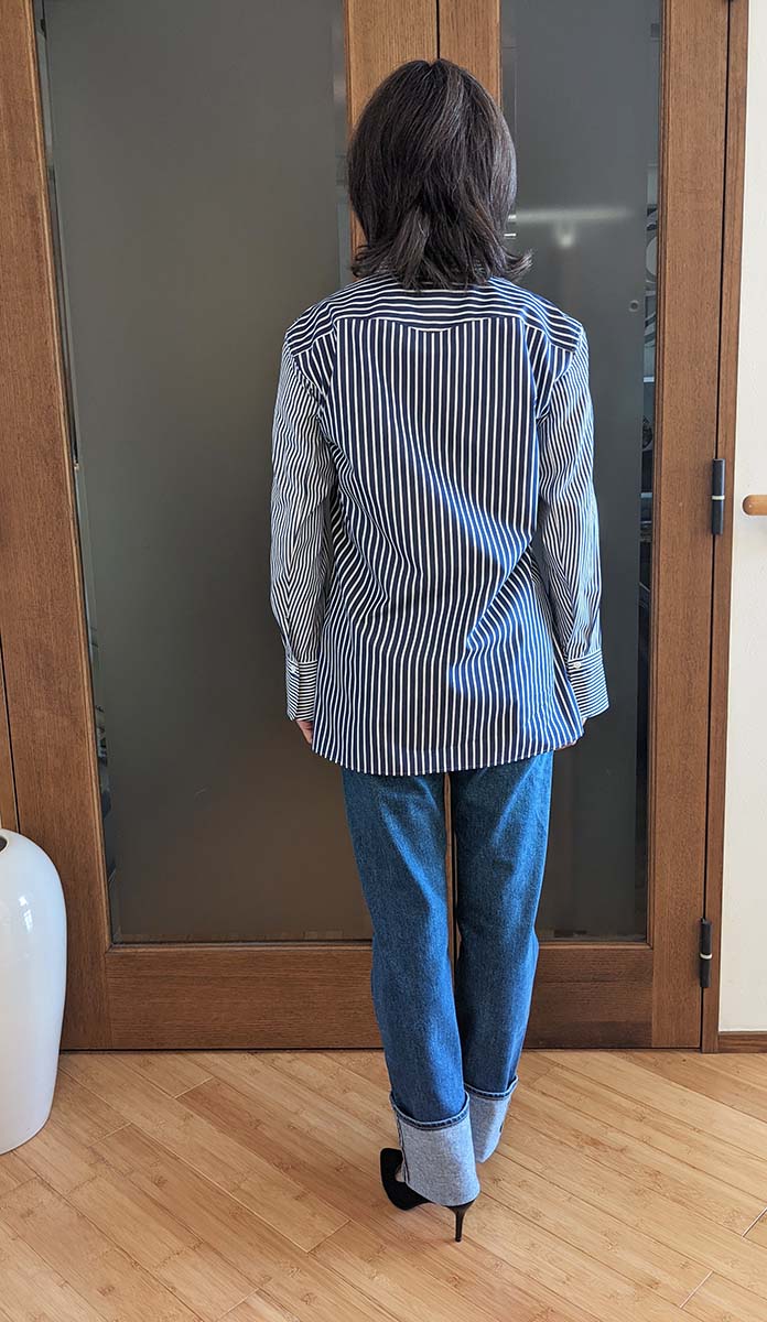 後ろから見たところ