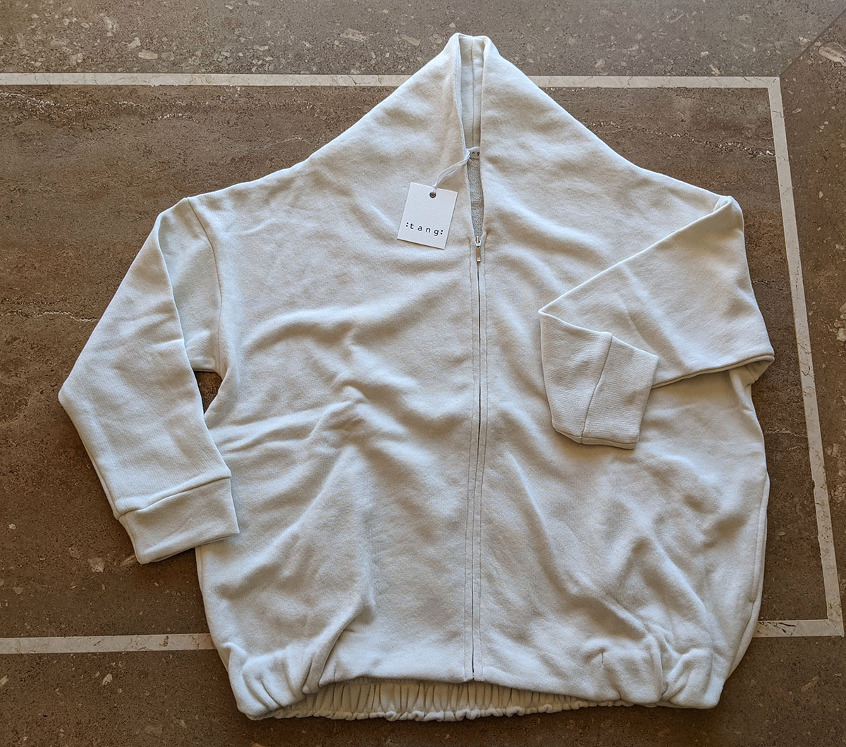 TANG./パイル裏毛ジップアップの実物
