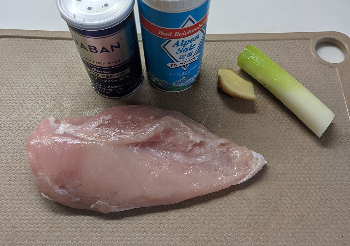 サラダチキン ブラックペッパーの材料