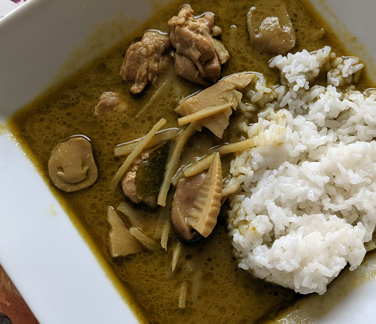 無印良品 素材を生かしたカレー グリーン