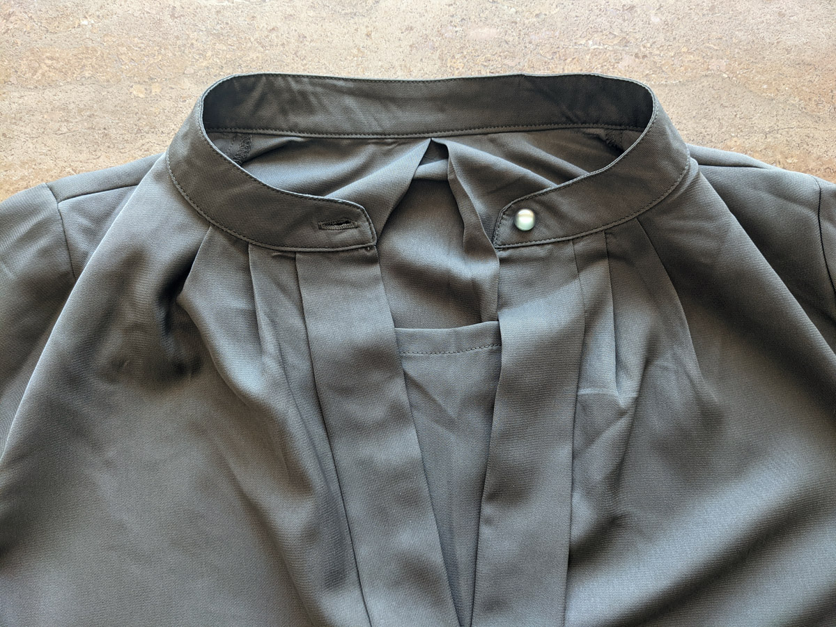 ボタンを開けたところ