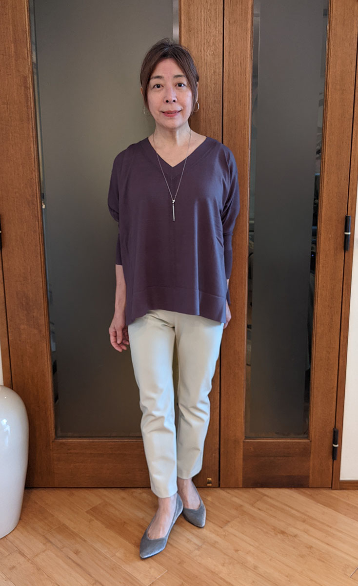 エコレザー・スリムストレートパンツとのコーデ