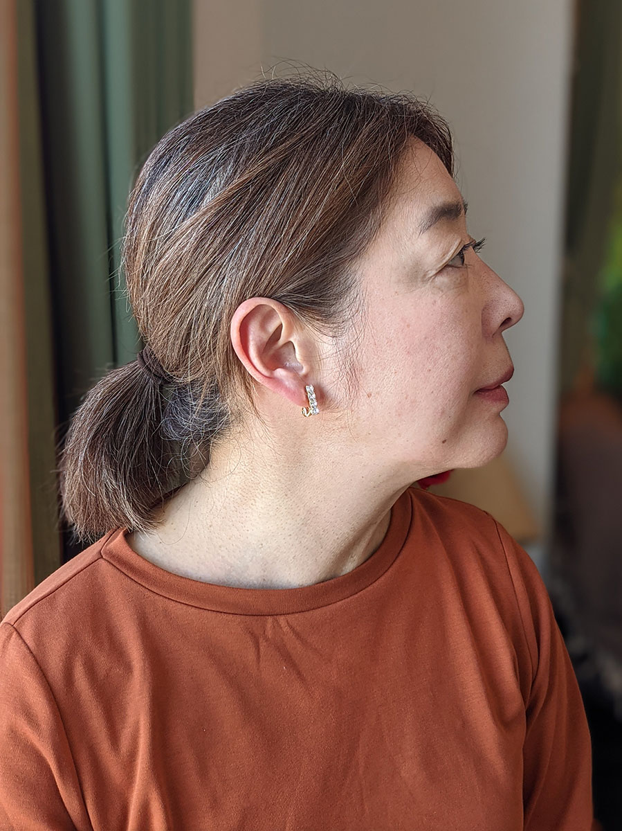 ビジューを着けたところ