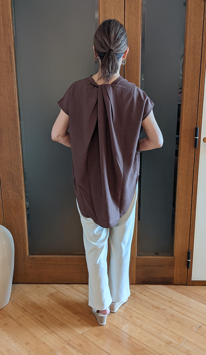 後ろから見たところ