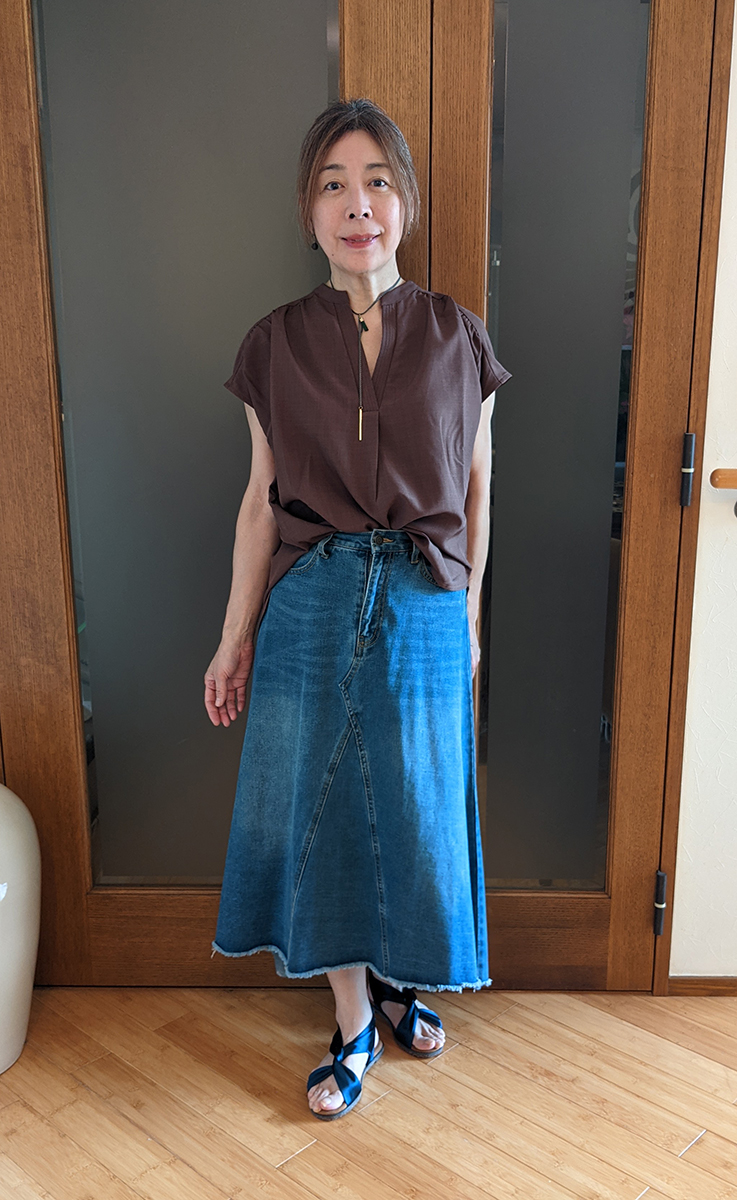 デニムスカートとのコーデ