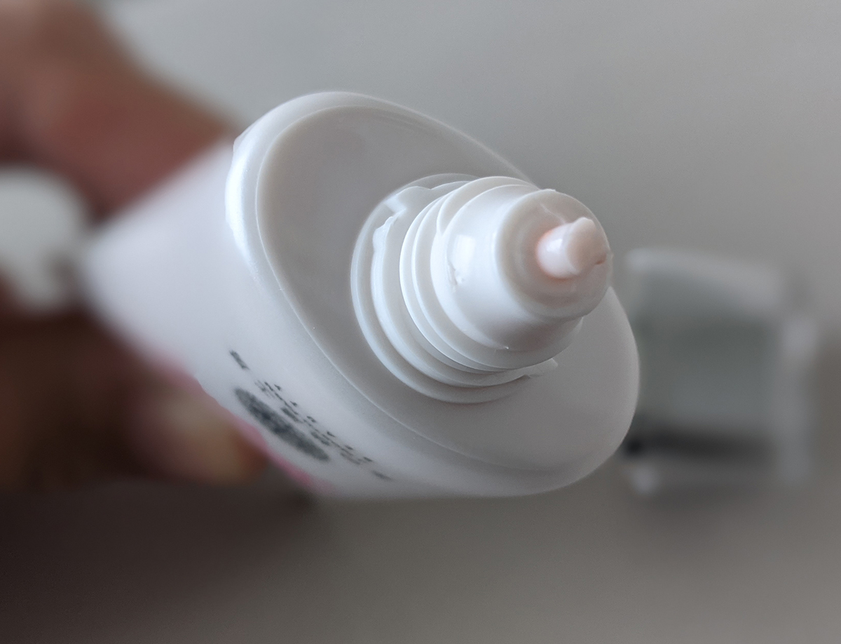 チューブから出したところ