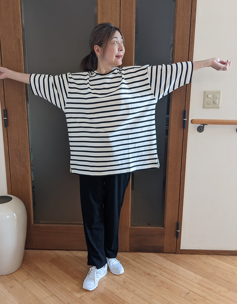両手を広げたところ