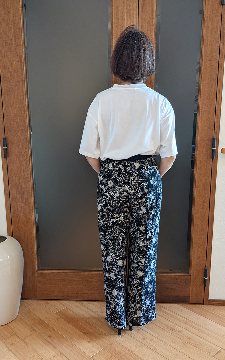後ろから見たところ