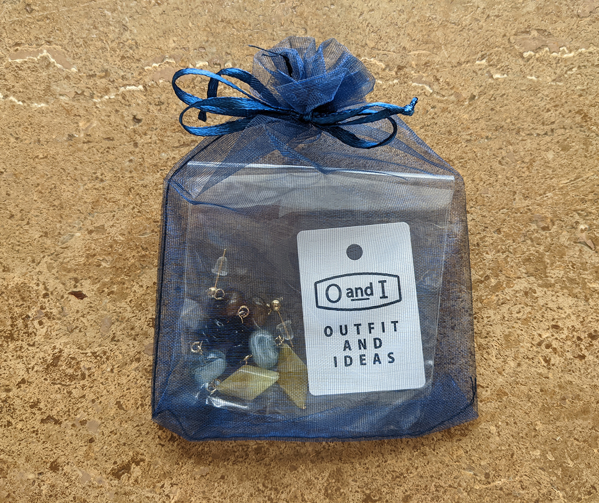 カラフルストーンピアス