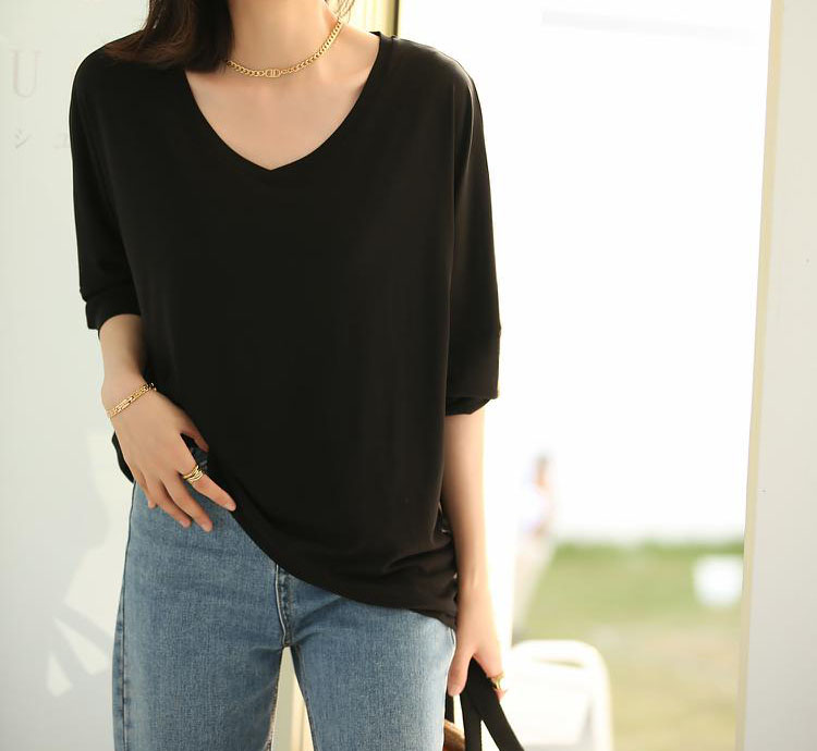 ビッグシルエットドルマンスリーブカットソー