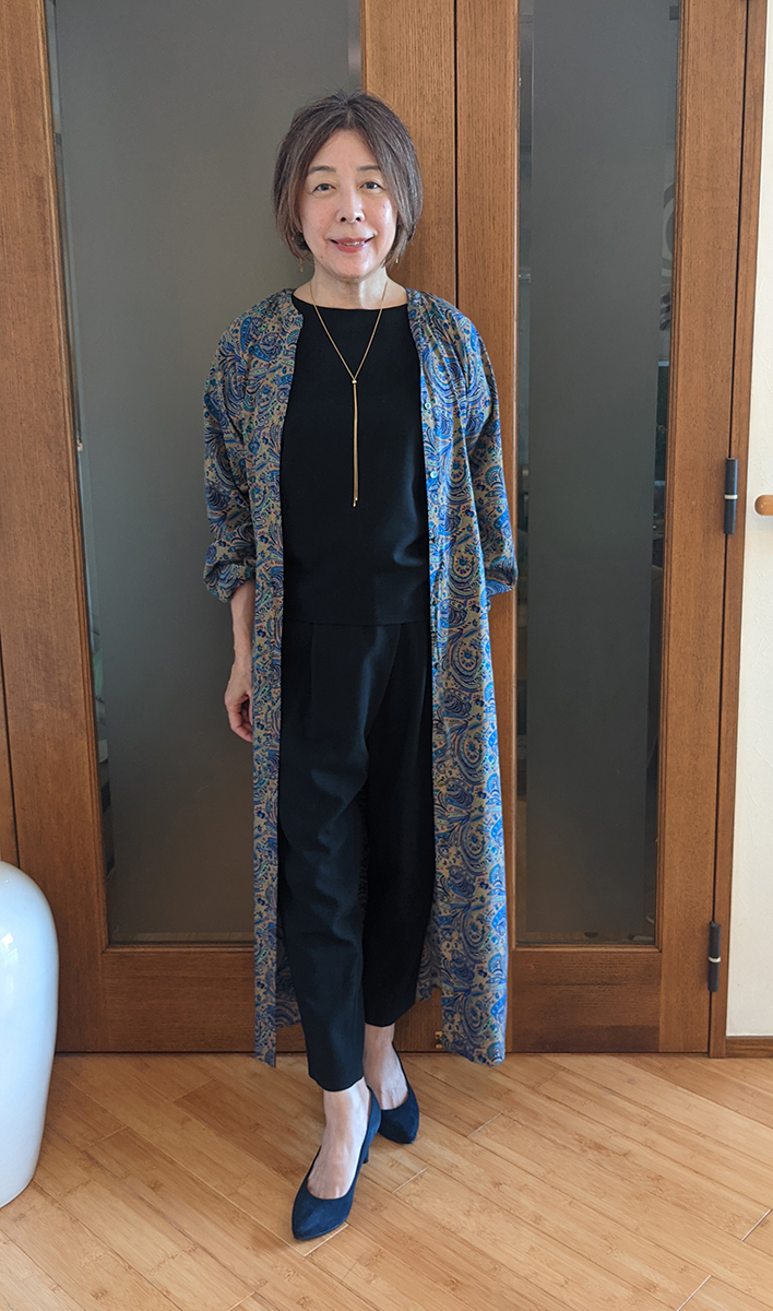 1着で3WAYが楽しめるペイズリー柄ワンピース｜無地の服を