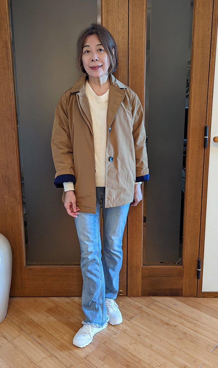 袖をロールアップ