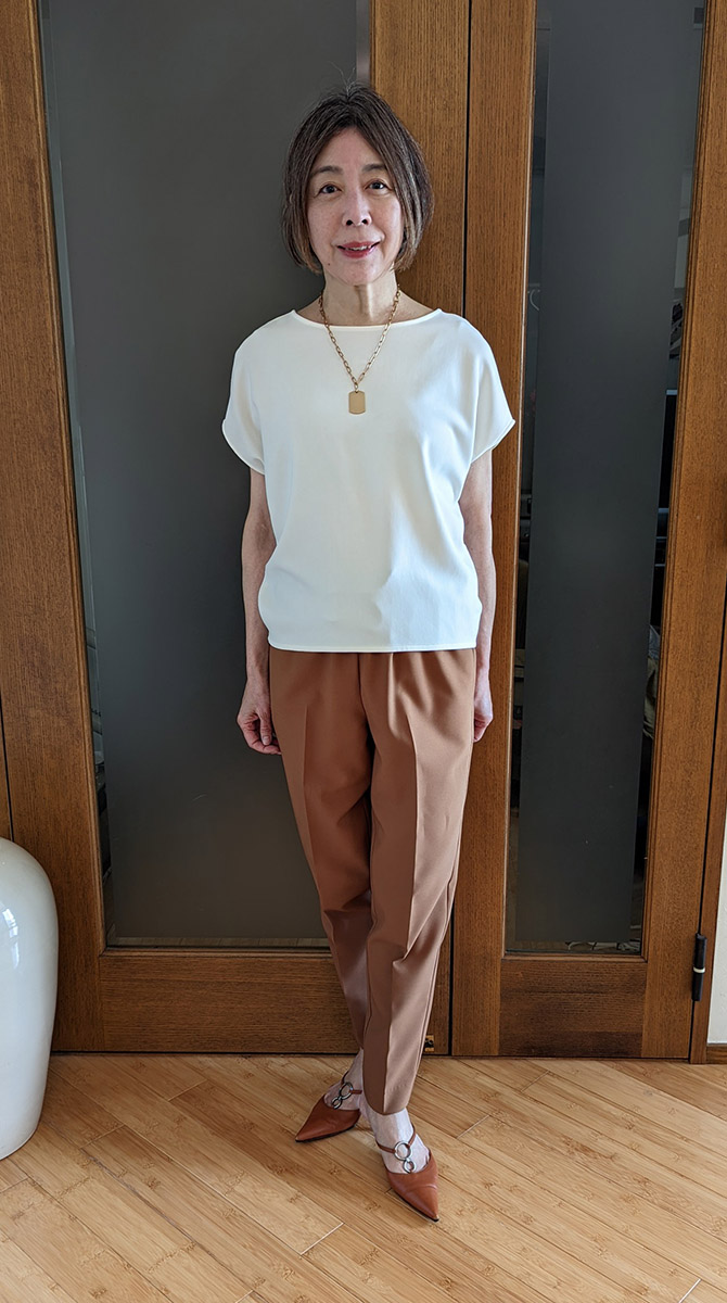 ショートスリーブコクーンブラウス スナップ付きとのコーデ
