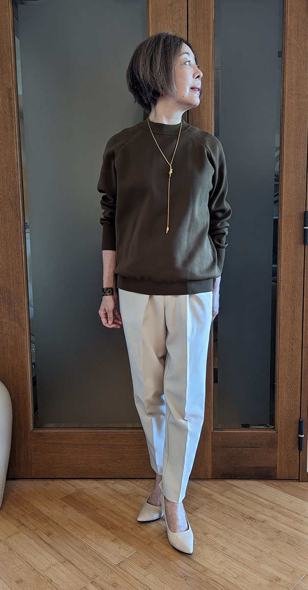 ミラノニットプルオーバーのコーデ