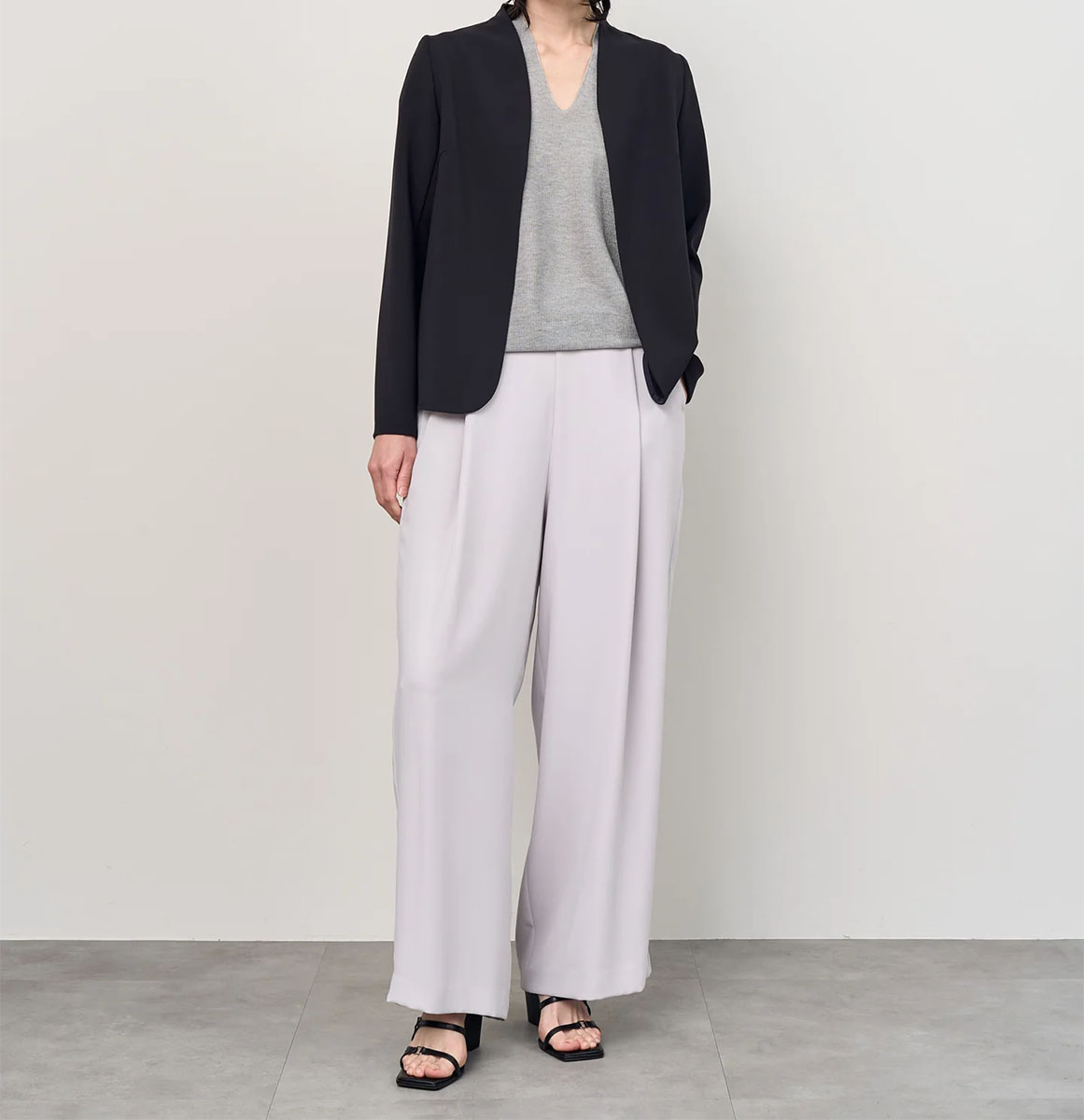 時短でも叶うきちんと見え。夏の軽やかで美しいお仕事スタイル8選