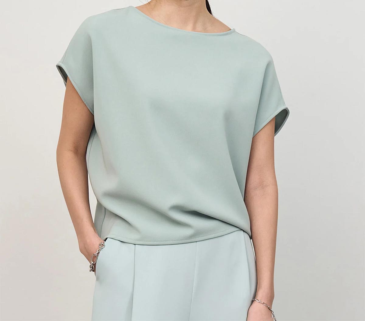 ショートスリーブコクーンブラウス