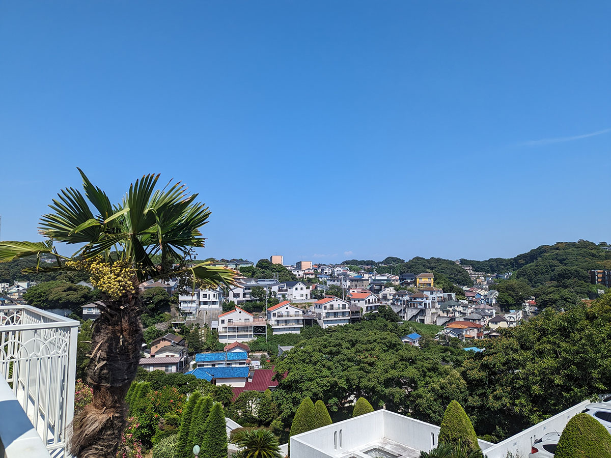 雲一つない夏空