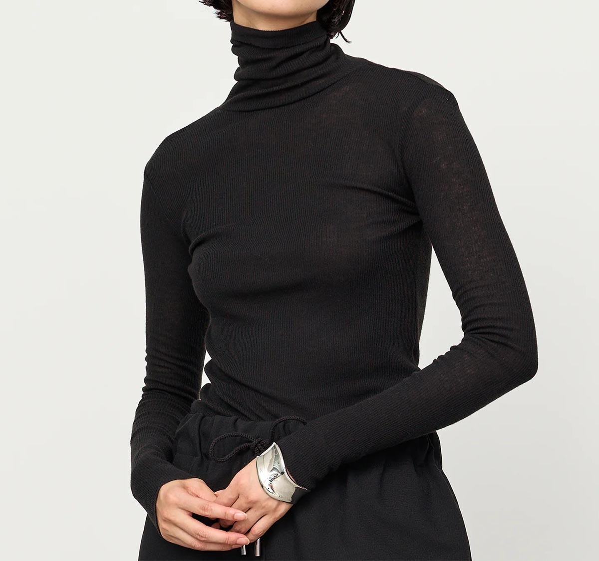 カシミヤ混タートルネックカットソー