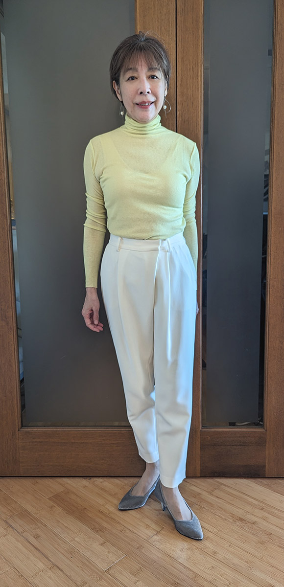 タックパンツとのコーデ