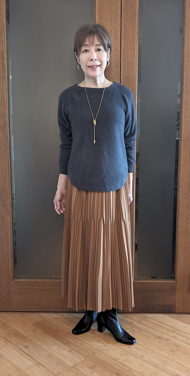 プリーツスカート85cm丈 キャメルのコーデ