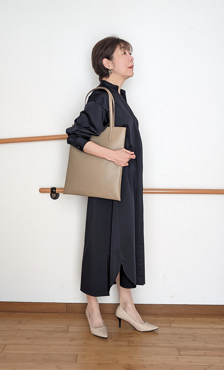 ソージュ　ヴィーガンレザーマチ付　トートバッグ ヴィーガンレザレットマチ付きトートバッグ - SOÉJU online store