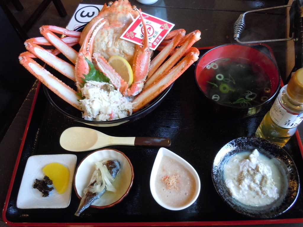 カニ工房 まるや 兵庫香美町 香住港 カニ料理 海鮮料理 加工品販売 干物 おとなのえんそく