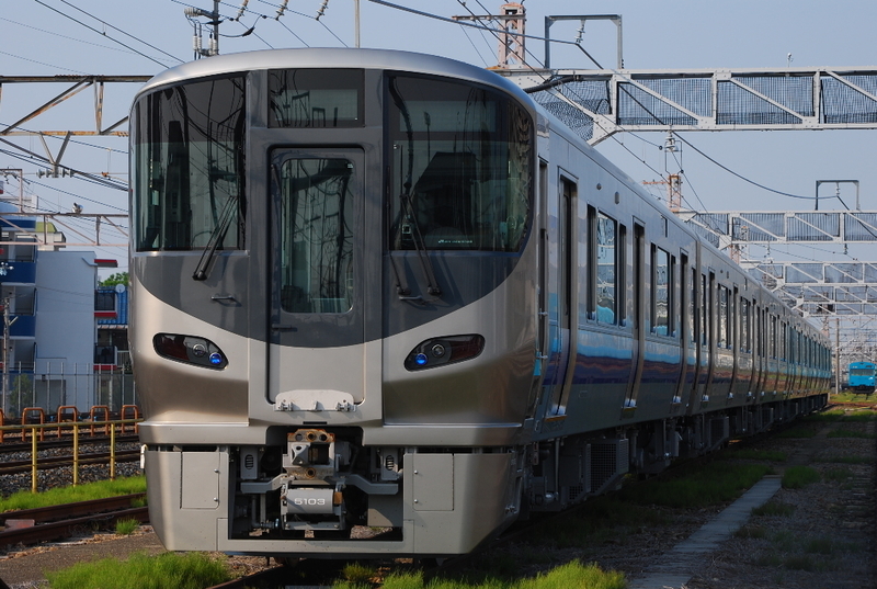 225系HF601編成鳳留置＆117系T2編成阪和線入線@鳳・天王寺 - 鉄