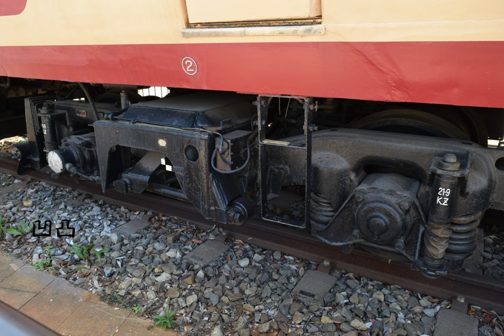 489系クハ489-501 小松市土居原ボンネット広場 - 凹凸プラ陳列館