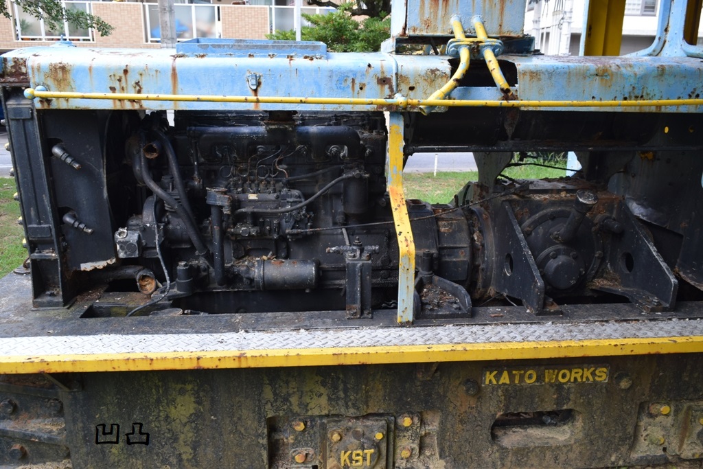 南大東島でサトウキビを運んでいた機関車 那覇市壺川東公園 - 凹凸プラ