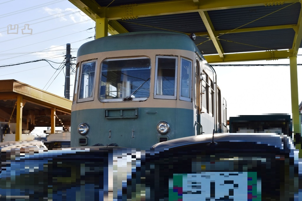 江ノ電500形552号カットボディ 調布市 - 凹凸プラ陳列館