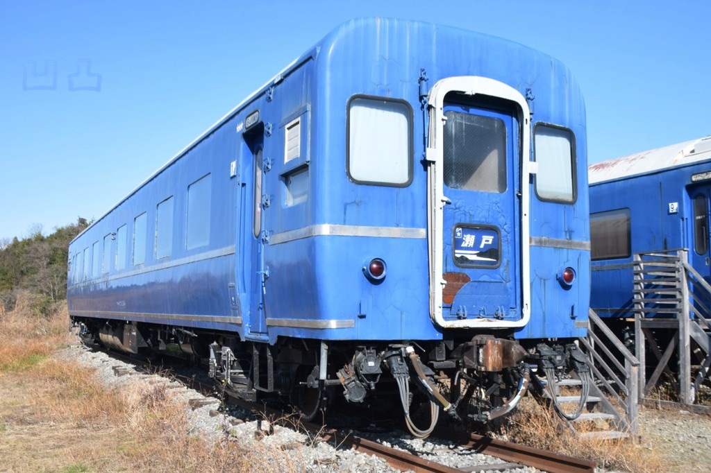 オハネフ25 206・オハネフ25 2209と雲辺寺ロープウェイ - 凹凸プラ陳列館