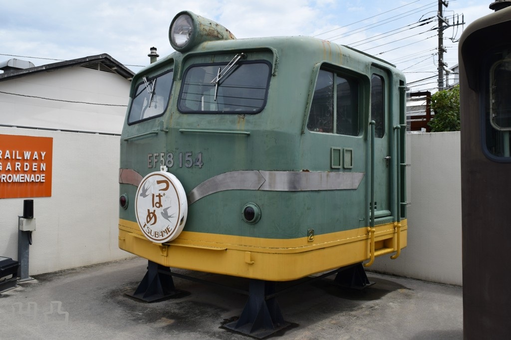 EF58形154号機、EF15形168号機カットボディ 大宮工場 - 凹凸プラ陳列館