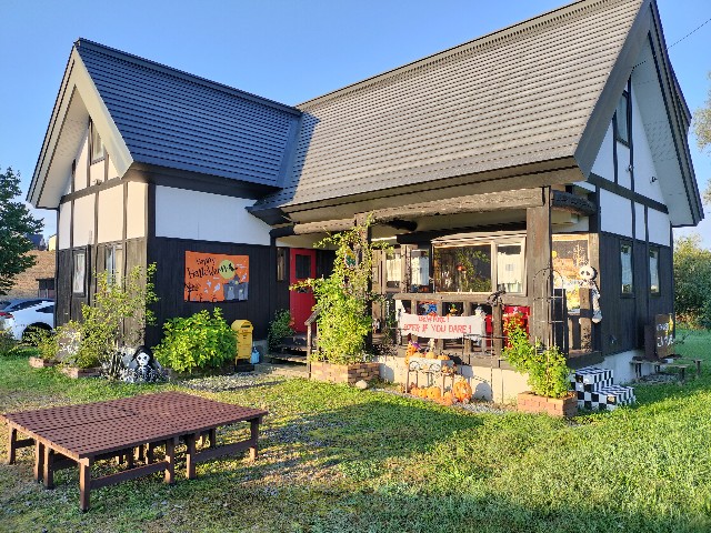 【中古】 こだわりの小さな旅とペンション＆プチホテル・貸別荘 関東周辺/成美堂出版/成美堂出版株式会社 リゾート物件 中古別荘 関東甲信の不動産会社は日本マウントへ